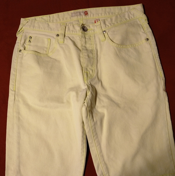 Short - Picture 2 of 6